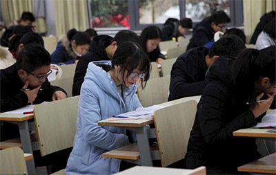 考研期是否要准备“四六级”？不同情况不同选择